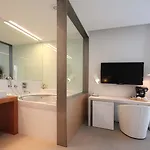 Hotel Alenti