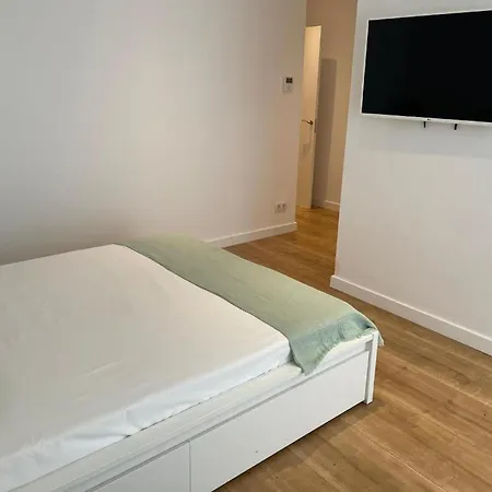 מלון Alenti 4*