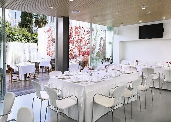 Alenti Ξενοδοχείο Σίτζες