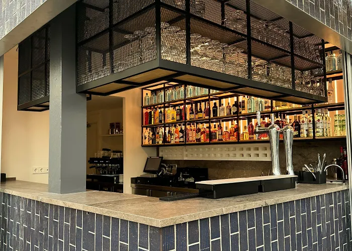 Alenti 4* Σίτζες